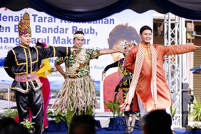 perasmian-naiktaraf-stesen-bas-raub-pahang-tourism-malaysia013