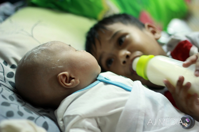 antara-adik-dan-abang