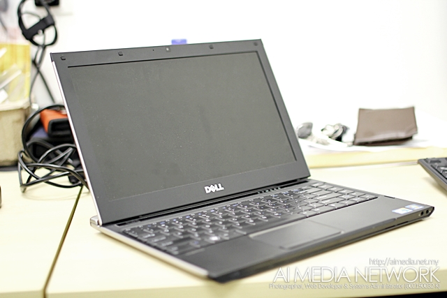 Dell Vostro 130 - Model nipis dikalangan Laptop Dell