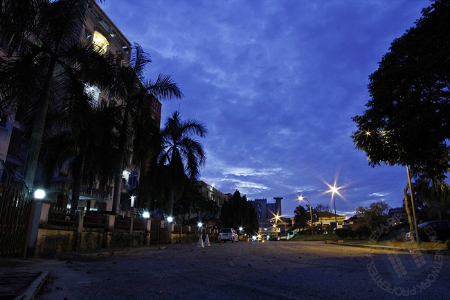 Sample Imej 1 - Secara jujur, aku masih tak pandai bermain angle untuk lense ni.