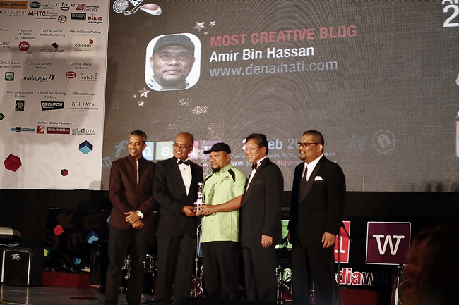 Pemenang kategori Most Creative Blog - Tuan DenaiHati aka Amir Hassan