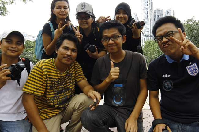 Gambar pengelas - Peace yo - "Bengkel Asas Fotografi - Siri 2"