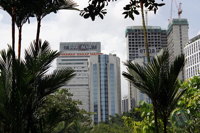 Cubaan mengaplikasi teknik pengawalan cahaya berdasarkan metering