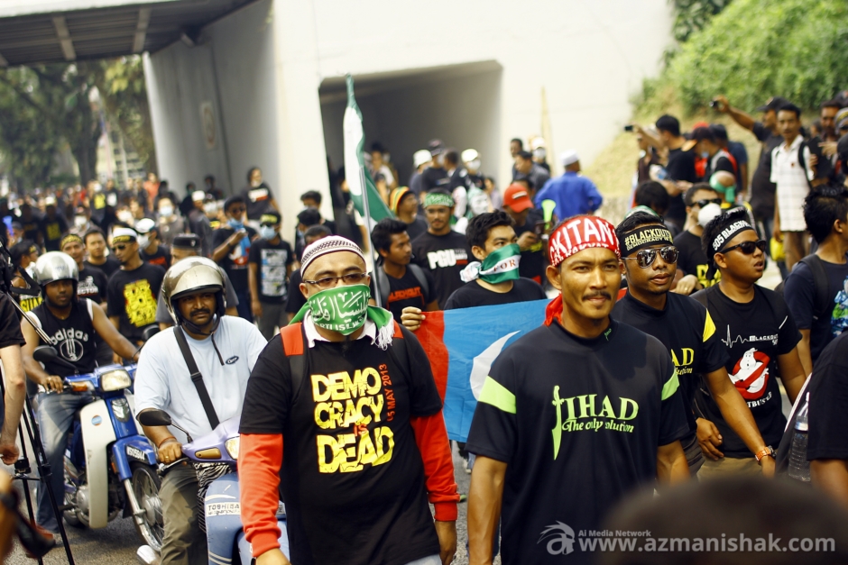 Berjalan masuk - 4
