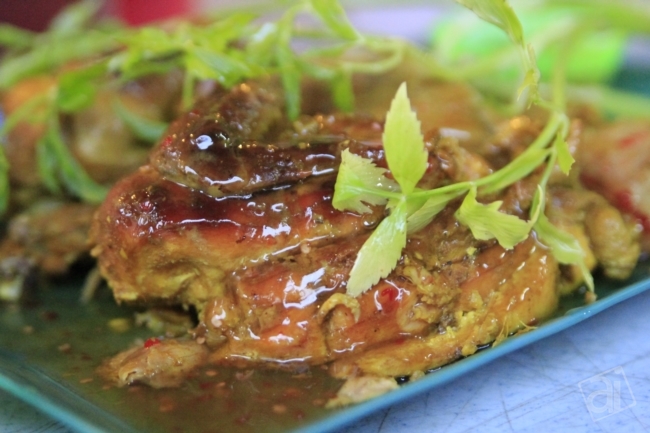 Ini adalah menu utama Ayam Golek Nara