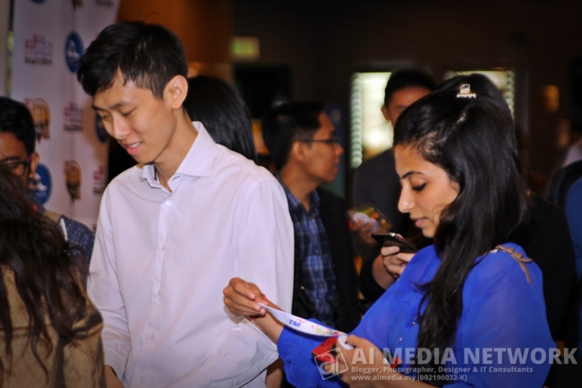 Owhh... ni masa kat luar dari Hall. Sewaktu proses pendaftaran wakil-wakil MEDIA